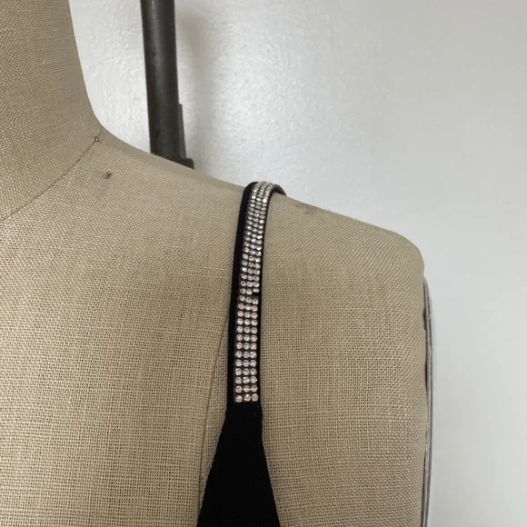 Black V-Neck Swimsuit - Picture 3 of 4